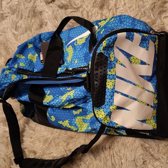 Duffle bag